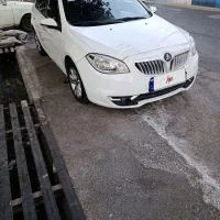 برلیانسh330 مدل 96 دنده اتومات