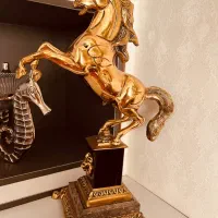مجسمه برنزی عتیقه