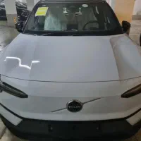 ولوو ex 30