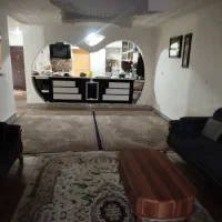 رهن ۱۳۰متری طبقه‌ اول هشت بنگله