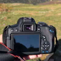 Canon EOS 750D + لنز 18-55|دوربین عکاسی و فیلم‌برداری|مشهد, بهاران|دیوار