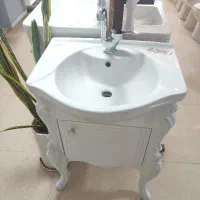 روشویی پایه دار ابعاد بزرگ