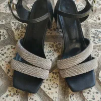 کفش فروشی