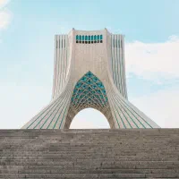 فروش-ملک-اداری-شاخص-سه-نبش-مناسب-مجموعه