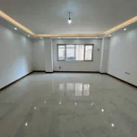 ۱۰۰ متر نوساز / ۲ خواب / طبقه ۳/ سند/ انصاری