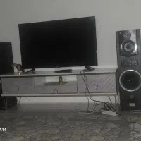 میز تی وی ،جاکفشی طوسی