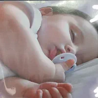 کهنه بچه فیروز حتی پلاستیک جعبه باز نشده