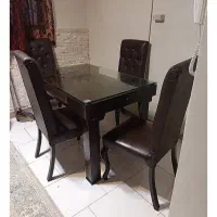 میز ناهارخوری 4 نفره در حد نو چوب راش