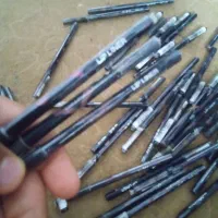 مداد لب وابرو    توضیحات  را بهخون