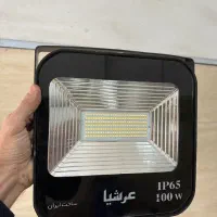 پروژکتور و روشنایی