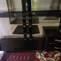 میزتلویزیون شیشه ای با پایه