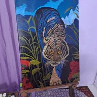 تابلو نقاشی به فروش می‌رسد.