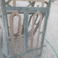 در پنجره تیر آهن و غیر...