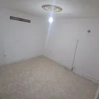 رهن و اجاره حیاطی یک طبقه ۴۵ متری تمیز سرویس کامل