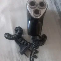 ماشین اصلاح صورت سه تیغه درحد