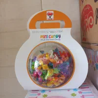 فروش عمده انواع شکلات و آبنبات محصولات آدرین