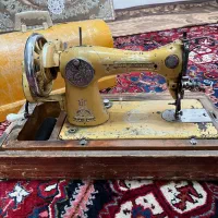 چرخ خیاطی قدیمی Plymouth