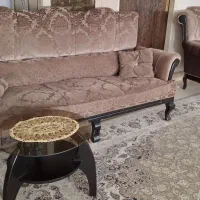 مبلمان هفت نفره با میز وعسلی