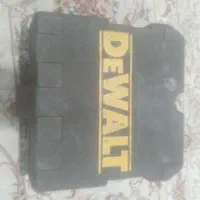 تراز لیزری دیوالت نور قرمز تیپ 2