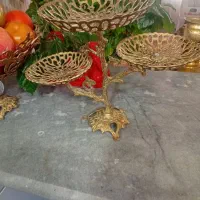 شیرینی خوری و میوه خوری