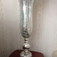 گلدان کنار سالنی