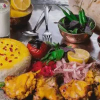 کارگر ساده اقا در کافه رستوران