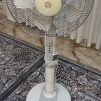 پنکه ایستاده