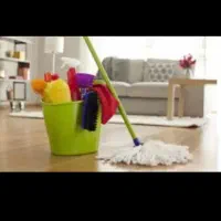 یه نیرو خانم برای نظافت منزل