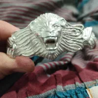 دستبند نقره عیار 900 تمثال شیر