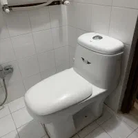 توالت فرنگی سفید