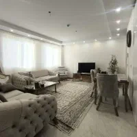 ۸۰ متر/ فول اتصالات و امکانات/ قیمت مناسب
