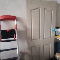 درب ورودی اتاقی سرویس