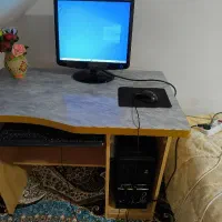 کامپیوتر کاملا سالم و در حد نو