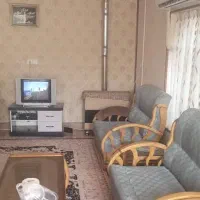 هم-خانه