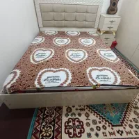 تخت دو نفری