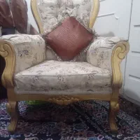 مبل سلطنتی