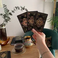 فال قهوه و تاروت و ورق