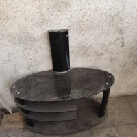 میز شیشه ای زیرتلویزیون