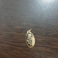 طلا پنجاه بالای تابلو