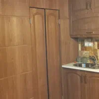 سرویس آشپزخانه چوبی با گاز توکار و سینک ترکیه ای