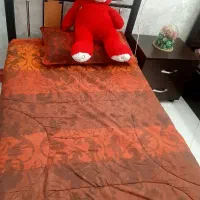 تخت|تخت و سرویس خواب|طبس, |دیوار