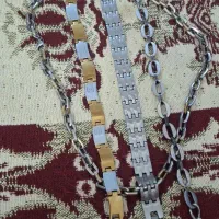 گردنبند و دستبنذ