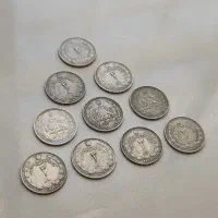 تعدادی سکه شاهی