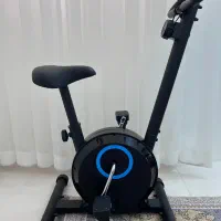 دوچرخه ثابت ورزشی