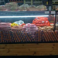 به یک فروشنده خانم نیازمندیم