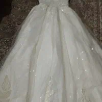 لباس عروس سایزیک خوش دوخت شیک چتری  3/5میلیون