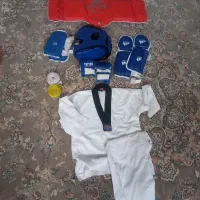 لباس تکواندو با تمام لوازم هوگو و مبارزه