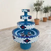 آبنما سیمانی چهار طبقه ای با کاشی کاری سنتی