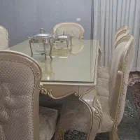 مبل و میز غذا خوری