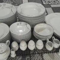 سرویس چینی ۱۲ نفره